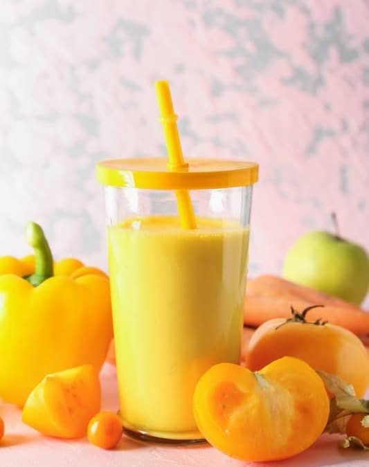 Yellow Pepper and Tomato Smoothie