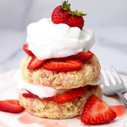 Vegan Strawberry Shortcake