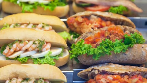 Sandwiches with vegetables