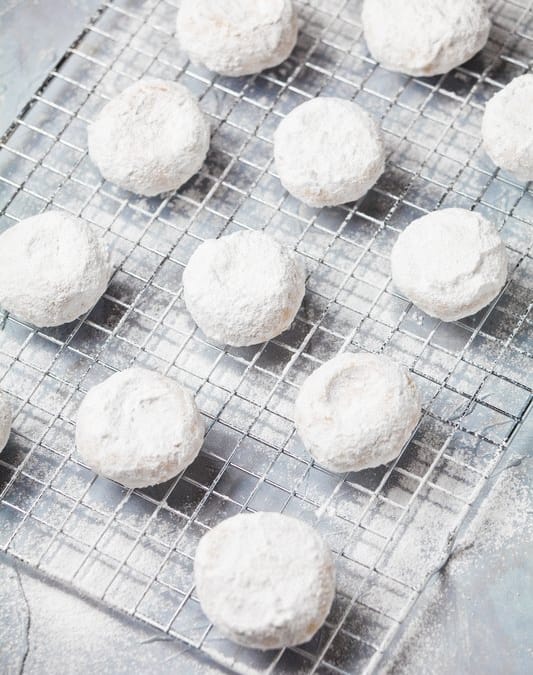 Spice Almond Shortbread Cookies
