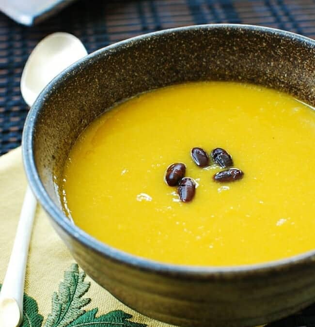 Korean Pumpkin Porridge (Hobakjuk)