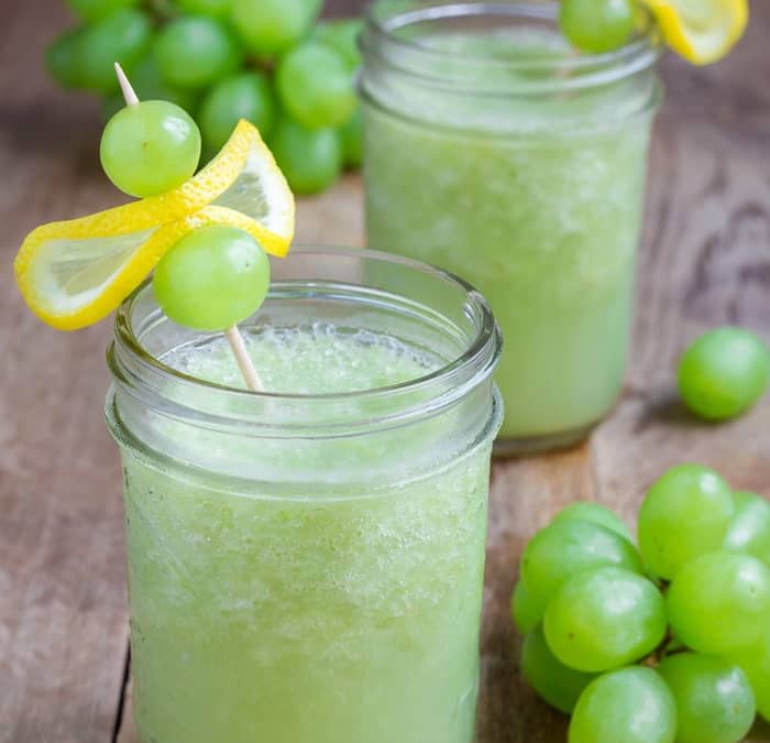 Fresh Pakistani Grape Juice