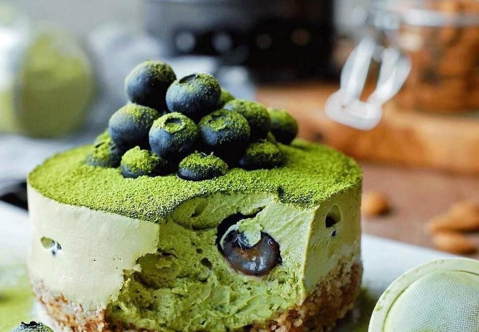 Vegan Matcha Cheesecake